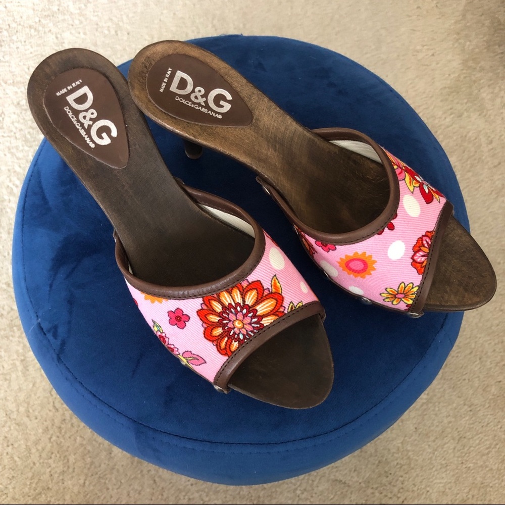 Dolce & Gabbana D&G wood kitten heel, pink multi floral brown calf skin open toe